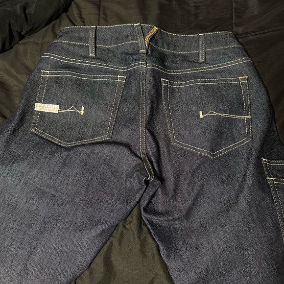 Women’s Ariat jeans - Picture 2 of 5